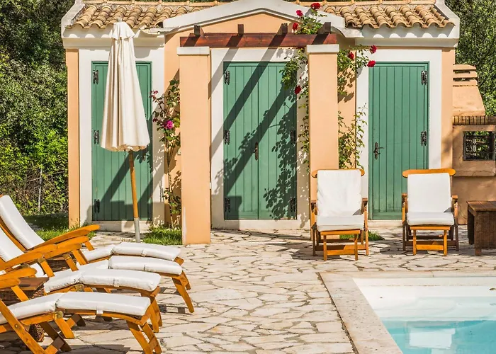 Karydia Yaliskari Bay Villa