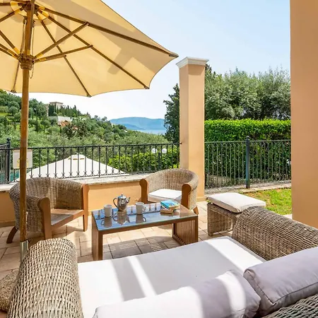 Karydia Yaliskari Bay Villa