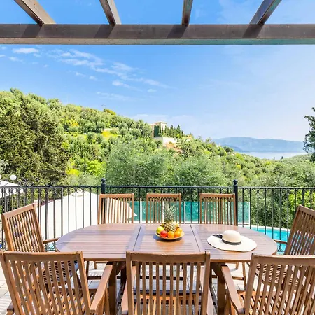 Karydia Yaliskari Bay Villa
