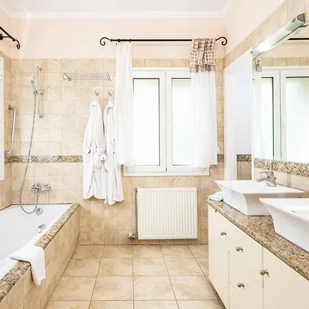 Karydia Yaliskari Bay Villa Kalami (Corfu)
