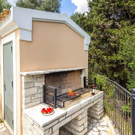 Karydia Yaliskari Bay Villa *